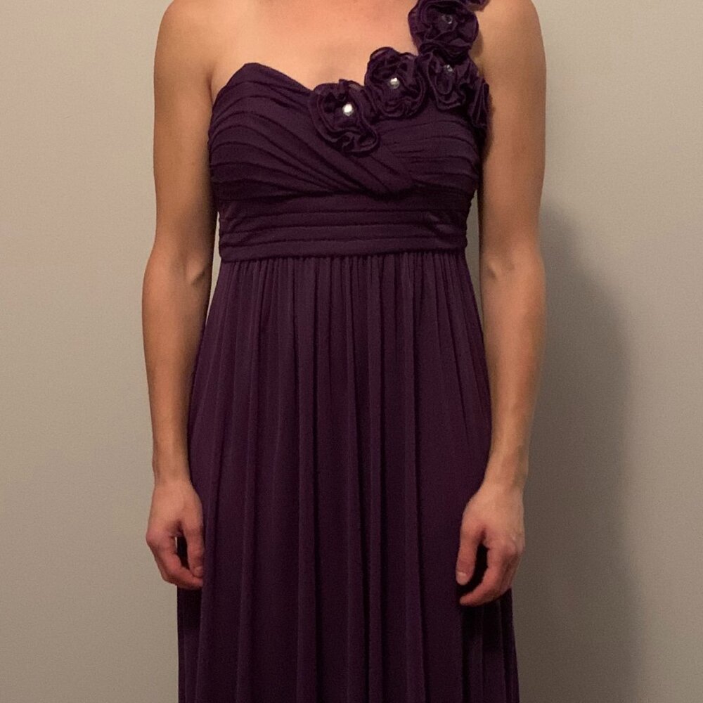 Purple one-shoulder gown
